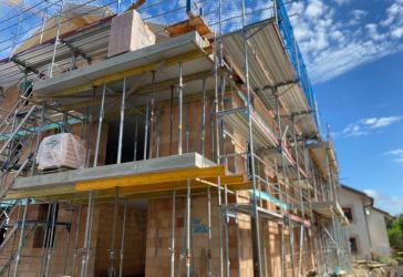 Neubau - EG Wohnung mit Gartenanteil