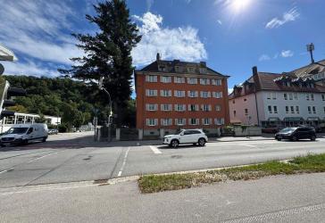 Exklusive, modernisierte 2-Zimmer-Hochparterre-Wohnung in Landshut