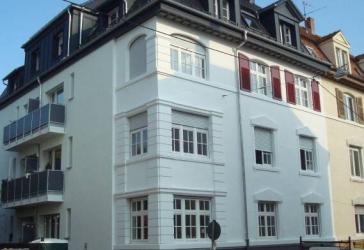 Stuttgart-Ost: Attraktive 3-Zimmer DG Wohnung in ruhiger Lage