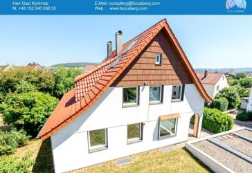 EIN GROSSES ZUHAUSE FÜR HEUTE UND DIE PLÄNE VON MORGEN – 220 M² WOHNFLÄCHE, ZWEI WOHNEINHEITEN & 925 M² GRUNDSTÜCK IN WESTHAUSEN