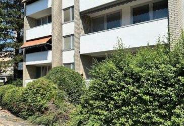 Freie 3-Zimmer-Wohnung mit neuen Fenstern in Nürnberg-Laufamholz – sofort bezugsbereit