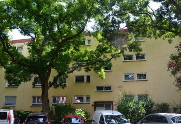 WG - Provisionsfreie 4-Zimmer-Wohnung in der Frankfurter Nordweststadt, geeignet für eine 3er-WG, ab sofort zu vermieten.