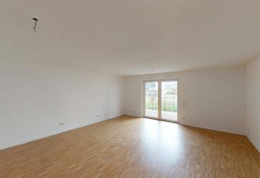 *Jetzt Umzugsbonus sicher* | Mehr als nur 2 Zimmer! Helle EG-Wohnung mit EBK und Terrasse