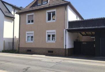 2-Familien-Haus mit schönem Garten in zentraler Lage