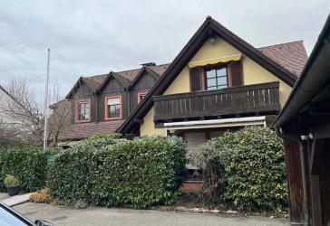 NEU NEU NEU Landhausvilla in in bester Lage von Altweil