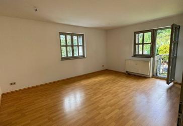 3-Raum-Dachgeschosswohnung mit Balkon