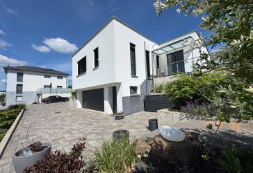 familienfreundliches Domizil sucht neue Bewohner !!!