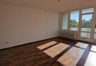 Provisionsfrei* Ruhige 3,5-Zimmer-Wohnung mit Südbalkon & Grünblick - Parkseite direkt unterm Dach in Mannheim-Vogelstang