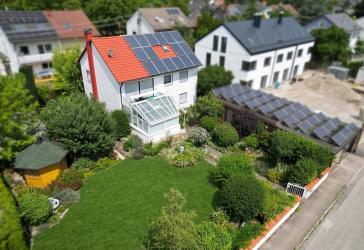 Raum für Ideen. Substanz für die Zukunft. Ein großzügiges Einfamilienhaus mit großem Grundstück