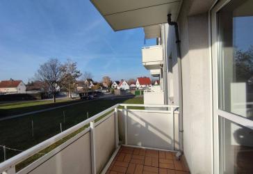 *Familienwohnung mit Balkon im 1.OG*