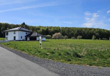 Exklusives Grundstück für Ihre Hausträume in Niederroßbach