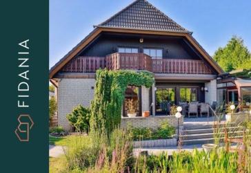 Großzügigkeit trifft auf Gartenidyll Einfamilienhaus mit vielen Extras