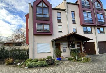 Vorschaubild Reihenendhaus