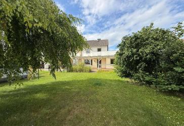 Reihenendhaus mit einzigartigem Garten in Feldrandlage