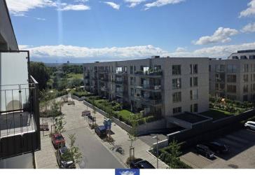 Wunderschöne moderne Familienwohnung mit großem Balkon!