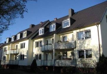 Kuschelige kleine 2,5 Zimmer DG-Wohnung in Norderstedt-Garstedt zu vermieten !!!
