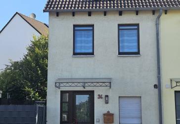 Renoviertes Reiheneckhaus in zentraler Lage von Haan mit Garage