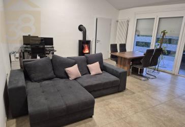 Neuwertige 2-Zimmer Doppelhaushälfte mit großer Terrasse & Kaminofen! Meine Immobilie - mein Partner