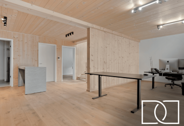 Luxuriöse 5-Zimmer-Maisonette in Toplage mit Hauscharakter, Terrasse & Balkon am Neuen Schloss