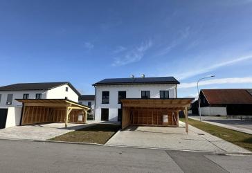 Provisionsfrei & Top KfW-Förderung! Bezugsfertiger KfW-40-Neubau mit PV-Anlage & Speicher in DEG