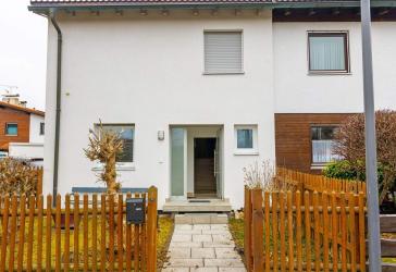 Vorschaubild Reihenendhaus