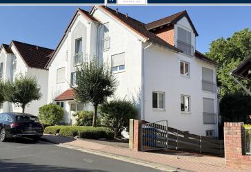 VON POLL - BAD HOMBURG: Lichtdurchflutete 3-Zimmer-Dachgeschosswohnung in begehrter Zentrumsnähe