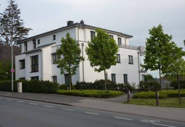 3 ZKB mit Balkon 1.Etage, Aufzug, Fernblick in die Wesermarsch