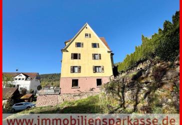 Charmantes Haus in historischer Lage!
