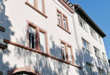 GERÄUMIGE ALTBAU-MAISONETTE MIT 4 ZIMMERN *** ZENTRAL / DAMM-ASCHAFFENBURG