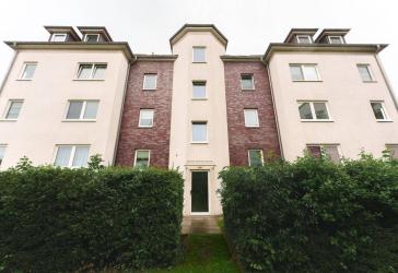 Über den Dächern Stralsunds - Stilvolle 3-Zimmer-Eigentumswohnung mit Balkon, Stellplatz und Wohlfühlgarantie