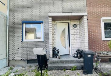 Bezugsfrei! - Reihenhaus mit Terrasse, Garten und Garage in Top Lage!