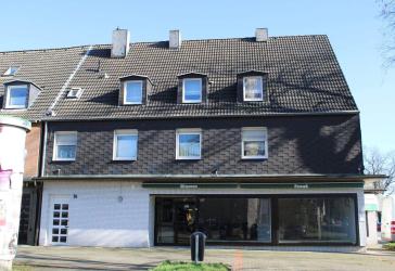 Fast freigezogenes Wohn-/Geschäftshaus in Marl
