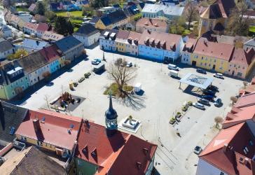 Direkt am Markt! Historischer Altbau mit vielseitiger Nutzung!