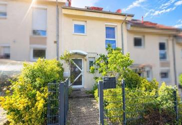 METZ IMMOBILIEN - Ankommen und wohlfühlen! Familienhaus mit Garten und viel Platz