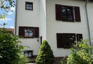 Vorschaubild Reihenendhaus
