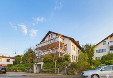 Moderne 4-Zimmer-Wohnung in Herrenberg/Haslach: Ideal für Familien und Paare!