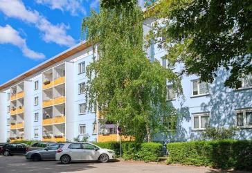 bezugsfertige 3-Raumwohnung mit Balkon im WK 5