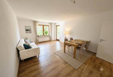 +++Bezugsfreie 2-Zimmer mit EBK, Balkon und Stellplatz+++