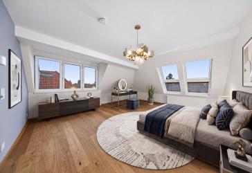 Neu ausgebaute Dachgeschoss-Maisonette mit 5 Zimmern und Galerie - sofort bezugsfrei