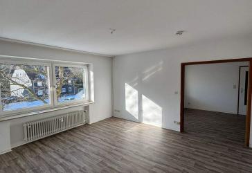 Großzügige und helle 5-Zimmer Wohnung