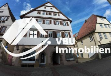 VBU Immobilien - Charmante 3-Zimmer-Wohnung im 2. OG eines sanierten Altbaus