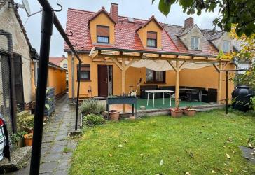 Vorschaubild Reihenendhaus