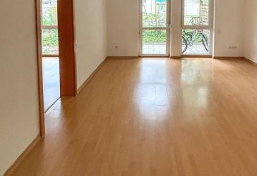 Helle 2-Zimmer-Wohnung mit Terrasse und Fußbodenheizung
