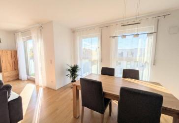 Helle 4-Zimmer-Wohnung mit Balkon in Top-Lage von Nürnberg-Thon