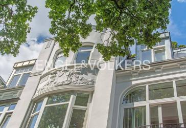 Das Beste aus Altbau-Charme und Rooftop-Flair!