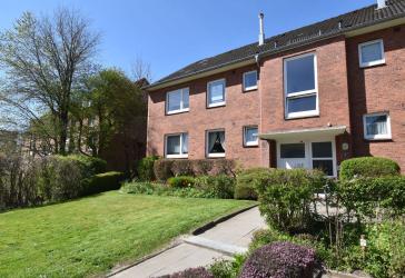 Bezugsfreie, helle 3-Zimmer-Wohnung mit Balkon in zentrumsnaher Lage von Husum, mit PKW-Stellplatz