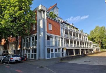 Lichtdurchflutete 3-Zimmermaisonettewohnung mit direktem Rheinblick in Bonn-Beuel