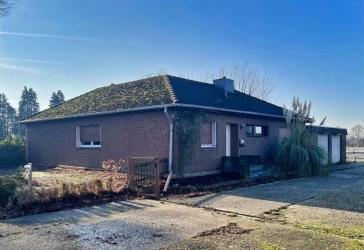Barrierearmer Bungalow auf 2.000 m² Grundstück mit gewerblichem Potenzial