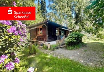 Charmantes Wochenendhaus mit großem Naturgrundstück und Entwicklungspotenzial