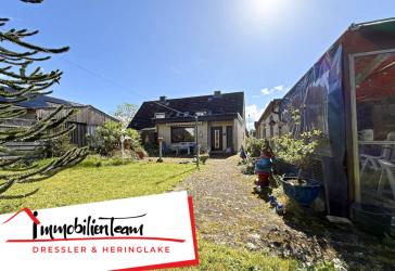 Platz für die ganze Familie | Doppelhaushälfte mit sonnigem Garten & Garage in Halstenbek-Krupunder